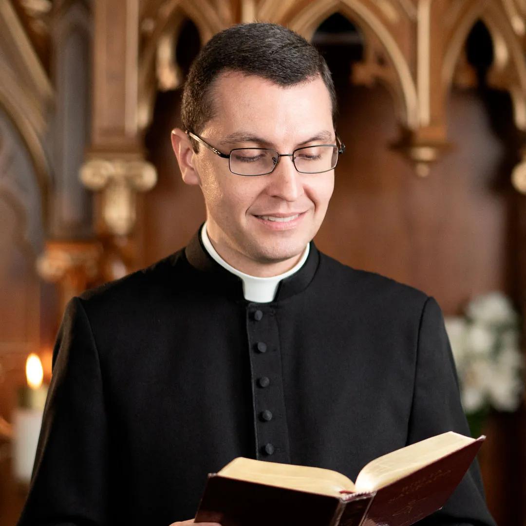 Padre Alex Nogueira
